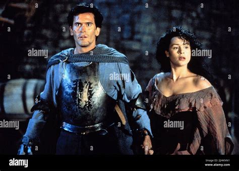 Bruce Campbell Embeth Davidtz Army Of Darkness Stock Photo Alamy