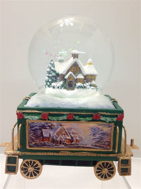 White Christmas Wonderland Express Snow Dome Globe Train Set 8 Thomas