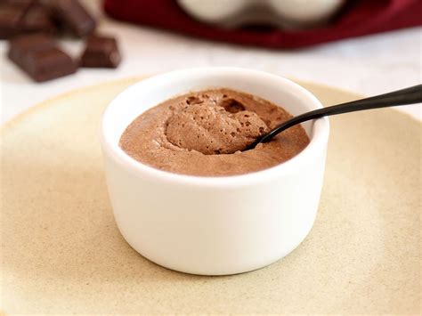 Mousse au chocolat super facile Recette de Mousse au chocolat super