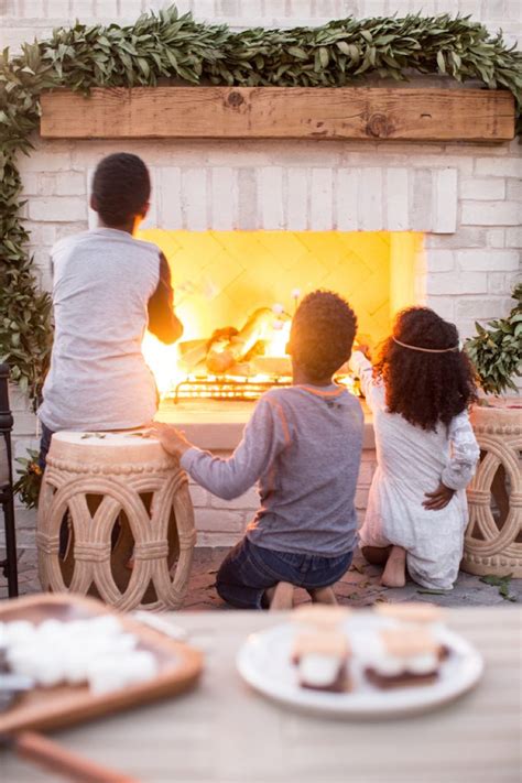 How Warm Weather Dwellers Do Winter Outdoor Entertaining