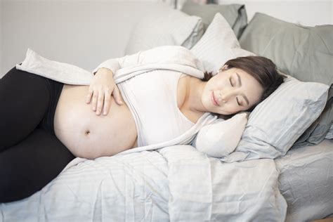 Posisi Tidur Ibu Hamil 6 Bulan Yang Dianjurkan Dan Dilarang Honestdocs