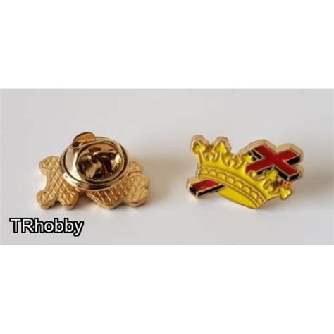 Knights Templar Pin Gold Plated With Enamel Masonic Freemasonry