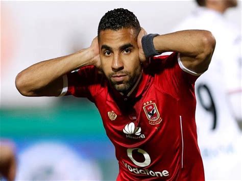 مرض مؤمن زكريا يعاني لاعب الكره المصري ونجم النادي الاهلي مؤمن زكريا بأحد الأمراض الخطيرة المُحتمل اصابته بها نادرة الحدوث. ما خطورة ضمور العضلات الذي يعاني منه لاعب الأهلي؟ | الكونسلتو