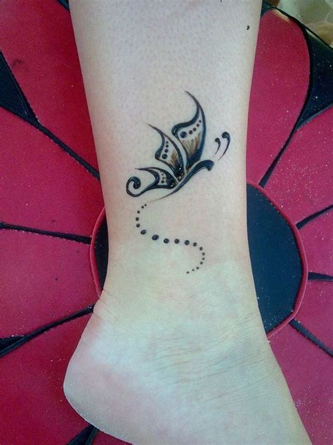 20 Stunning Butterfly Mehndi Designs 2018 Folder