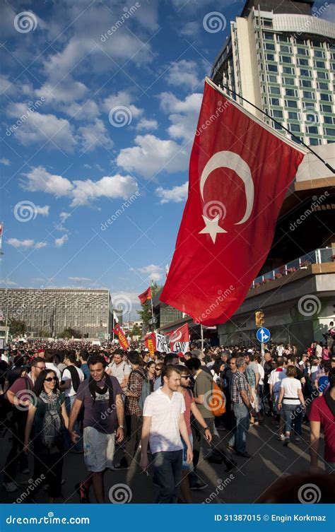 Gezi Park Protests In Istanbul Editorial Image Image Of Banner Hope