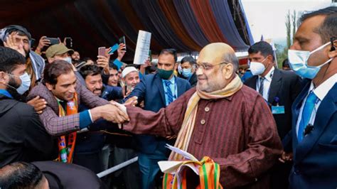 Amit Shah Amit Shah In J K Hm To Extend His Stay Spend Night At Crpf