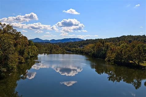 Best James River Virginia Stock Photos Pictures And Royalty Free Images