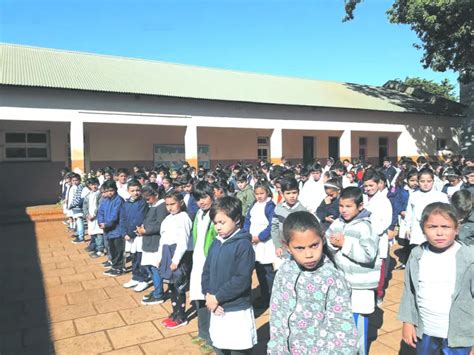 Una Escuela De Virasoro Comenzó A Festejar Sus 100 Años Con La