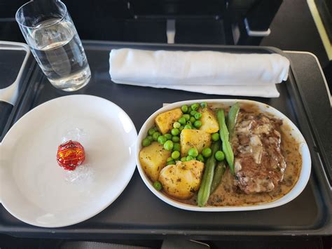 Qantas Business Class Food And Nutrition Review Canberra To Melbourne