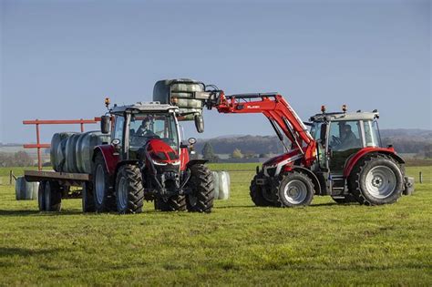 New 2022 Massey Ferguson Mf 5s135 Dyna 6 Tractors In Tupelo Ms Red