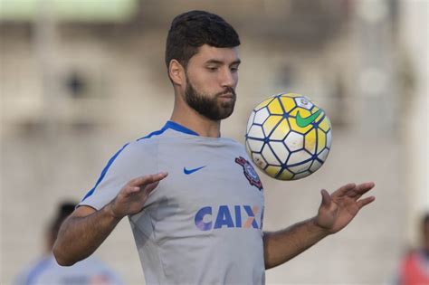 Novidade Na Seleção Felipe Encabeça Lista De Jogadores Ex Corinthians
