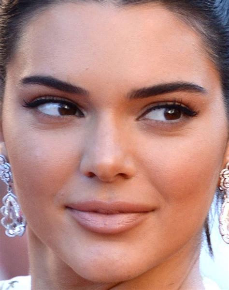 Close Up Of Kendall Jenner At The 2017 Cannes Premiere Of 120 Beats Per Minute Kendall Jenner