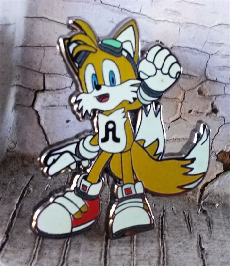 Miles Tails Prower Electronic Sonic Pin Collection Glow Tails Lapel Pin Edm