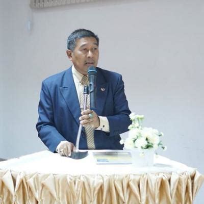 28 มิถุนายน 2564 นางสาวสุภาพร กำเนิดผล รองนายกองค์การบริหาร. รองนายก อบจ.สงขลา ร่วมประชุมเพื่อชี้แจงโครงการปรับปรุงภูมิ ...