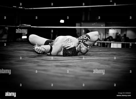 Wrestling Ring Black And White Stock Photos And Images Alamy