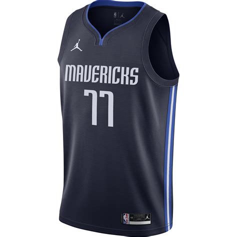 Find the latest in luka doncic merchandise and memorabilia, or check out the rest of our nba basketball. NIKE NBA DALLAS MAVERICKS LUKA DONČIĆ STATEMENT EDITION ...