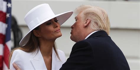 Video Of Donald Trump Trying To Hold Melania S Hand Explained By An
