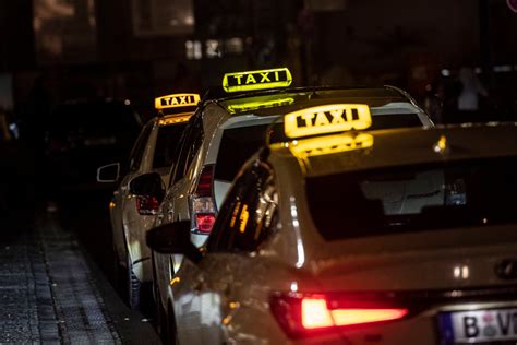 Berlin Nächster Preis Schock Taxifahren Ab Heute Noch Teurer