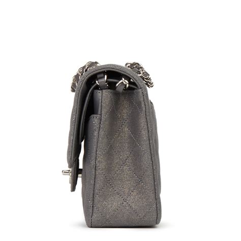 Chanel bags are so timeless and iconic. Chanel Medium Classic Double Flap Bag 2005 HB3017 | Second ...