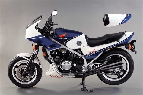 1983 honda vf750f v45 interceptor. The First Sport Bike? The 1983 Honda VF750F Interceptor ...