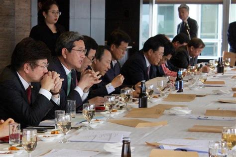 South Korea Lawmakers Worried About Worsening Ties With Japan