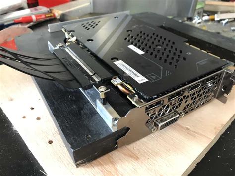 This Gtx 1080 Ti Custom Gaming Pc Runs Inside A Toaster Segmentnext