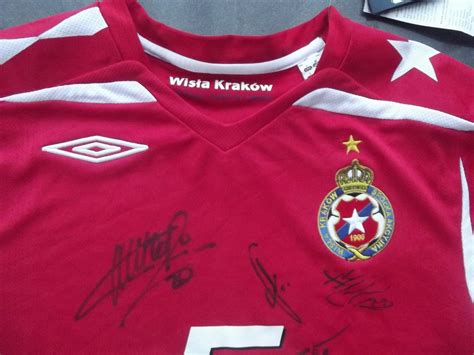 Jun 08, 2021 · wisła kraków rozegra mecz z borussią dortmund. Oryginalna koszulka klubowa WISŁA KRAKÓW,autografy ...