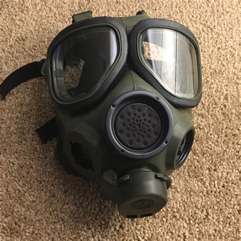 Military M40 Gas Mask