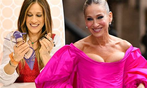 Flipboard Sex And The Citys Sarah Jessica Parker Nearly Falls Out Of