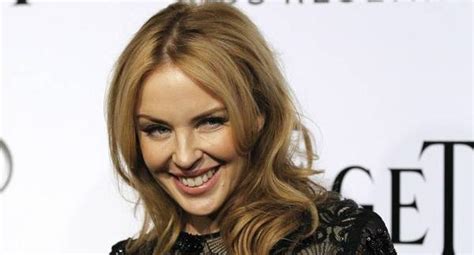 Kylie Minogue Vuelve A La Tv Convertida En La Musa De Andy Warhol Tvmas El Comercio PerÚ