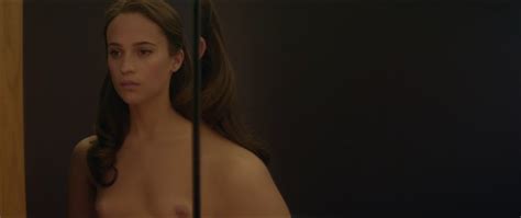 Naked Alicia Vikander In Ex Machina
