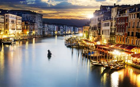Venice City Italy Sunset Lighting Wallpapers 2560x1600 1031201