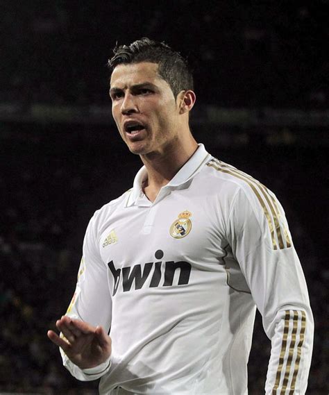 Зинедин зидан неймар футбольные фото футбольные парни мужской портрет боруссия дортмунд. Роналдо Фото На Аву