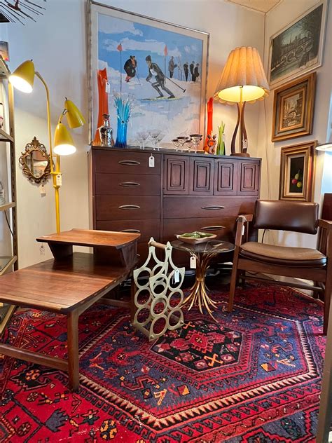 This Del Ray Vintage Store Specializes In Midcentury Modern Furniture