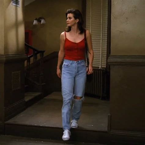 10 Times Friends Courteney Cox Aka Monica Stole The Thunder With Her