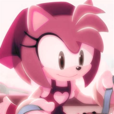 Pin By Ashley Duguay On Amy Rose Amy Rose Amy The Hedgehog Rosé Pfp