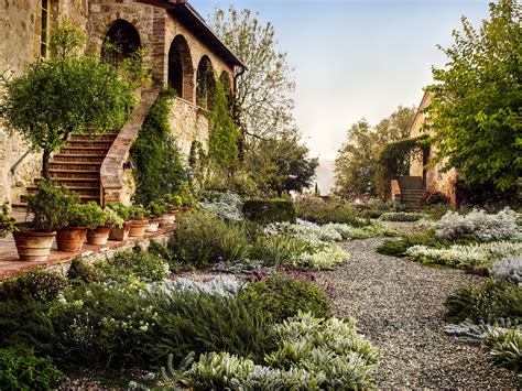 Tuscan Garden Design Ideas