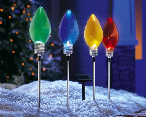 267,000+ vectors, stock photos & psd files. Set of 4 Solar Powered Christmas Light Bulb Garden Stake ...