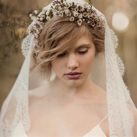 Stunning Wedding Veils That Will Leave You Speechless Vintage Wedding Hair Flower Crown