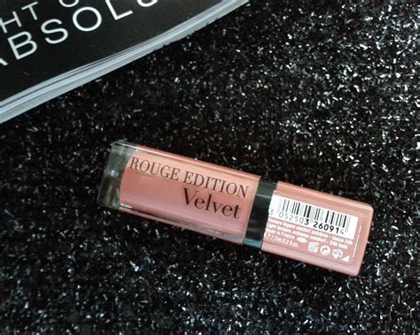 Beyond The Velvet Bourjois Rouge Edition Velvet Happy Nude Year Review And Swatches
