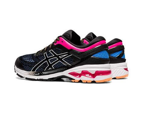 Asics spared neither foam nor rubber in constructing its latest marquee stability trainer. ASICS Gel-Kayano 26 women black | BEZECKEPOTREBY.sk