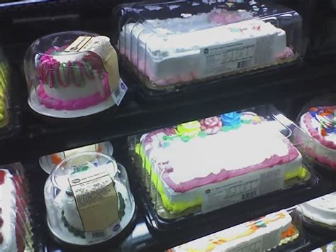 Kroger cake prices are some of the best on the market, as there are not many places that have cheaper prices than here! Return of the Small Cakes at Kroger | Flickr - Photo Sharing!