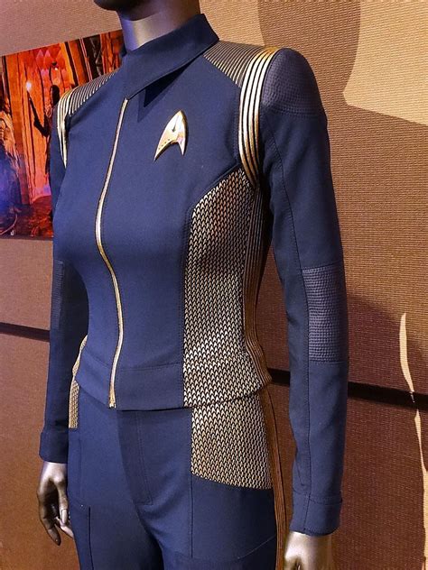 Star Trek Prop Costume And Auction Authority Star Trek Discovery