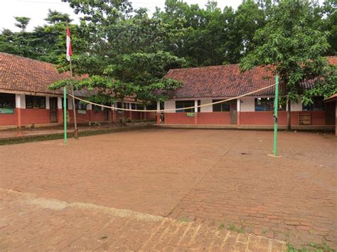 Berdiri pada tanggal 05 juni 1989, awalnya hanya sebagai sekolah spg, sehingga ditetapkan dengan sekolah mandiri. Profil Kesiapan Belajar