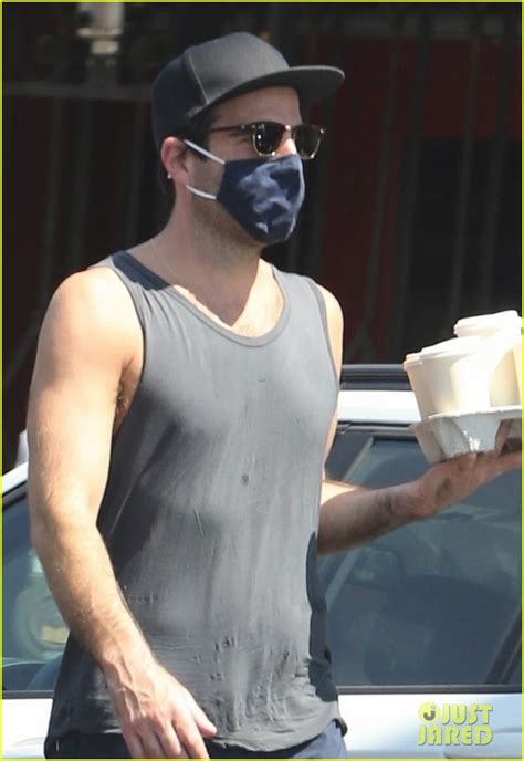 Zachary Quinto Bares His Arms During L A Heatwave Photo 4480975 Zachary Quinto Pictures