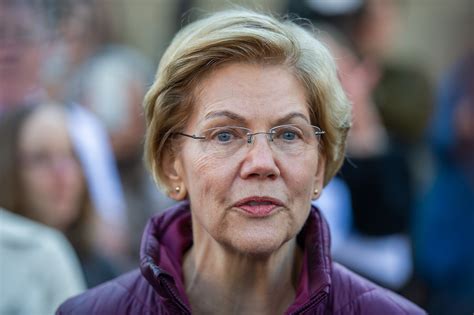 Elizabeth Warren Speaks Out On Coronavirus Death Of Her Brother