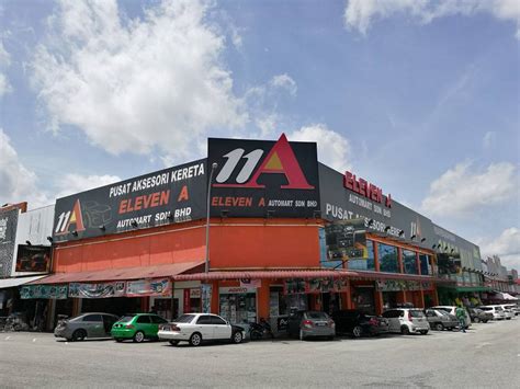 Pertamanya aku tak tahu kalau itu adalah mbak dewi. Kedai Aksesori Kereta Murah Di Nilai