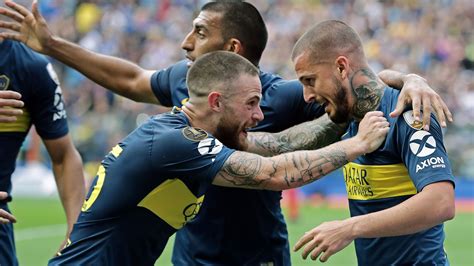 El reproche de nahitan nandez a los hinchas de vélez que cantaron contra mauro zárate durante el. ¿Benedetto anticipa la despedida de Nández? | AzulyOro.net