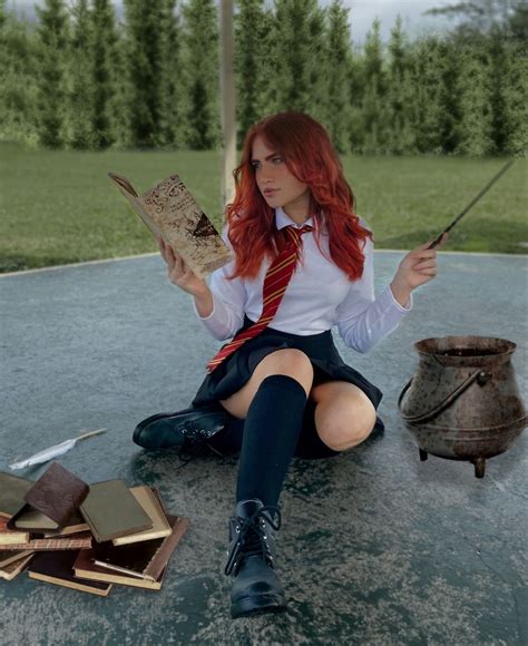 Cosplay Hermione Granger By Disharmonica On Deviantart Artofit
