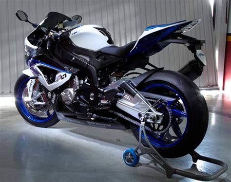Bmw Unleashes The Lightest 4 Cylinder 1000cc Superbike The Hp4